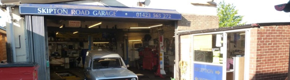 Garage Picture 1
